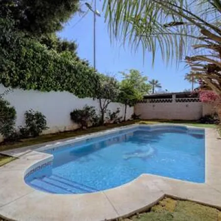 Villa Africa *