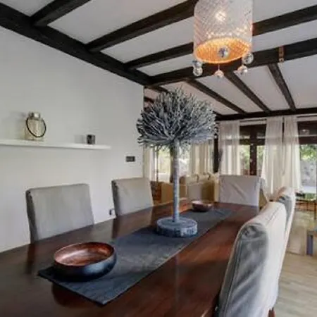 Africa Villa *