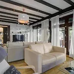Villa Africa
