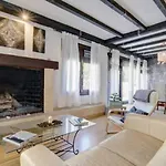 Villa Africa *