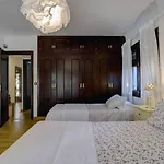 Villa Africa
